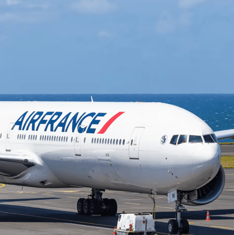 Avion long-courrier au sol