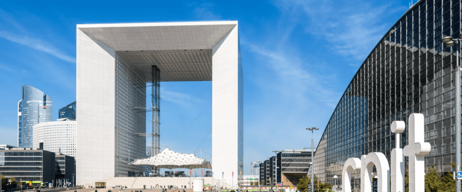 Quartier d'affaires de la Défense, à Paris